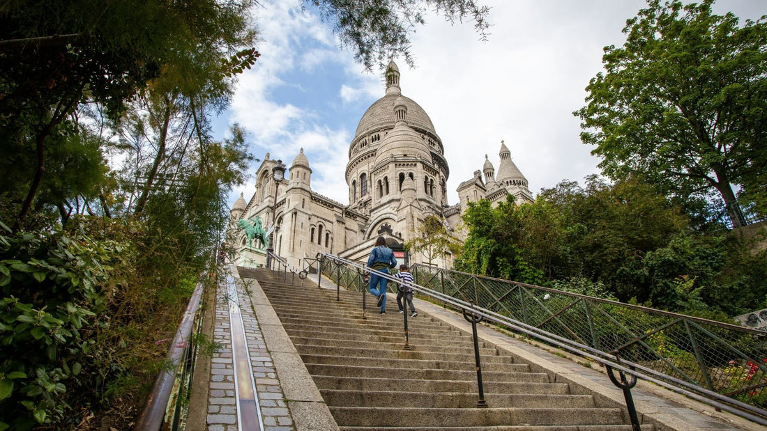 Montmartre: The Neighborhood, Its Vibe, and Where to Start